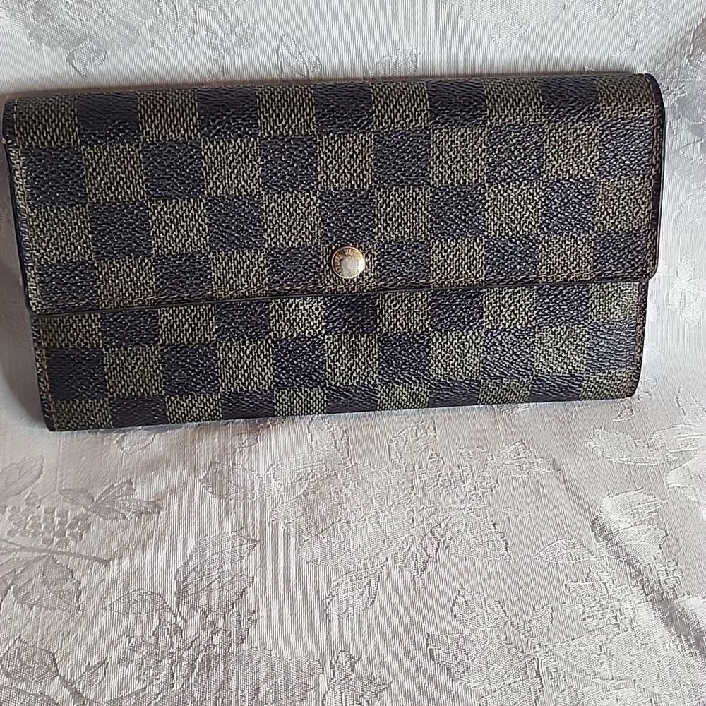 Louis Vuitton Checkered Wallet - Black and Brown